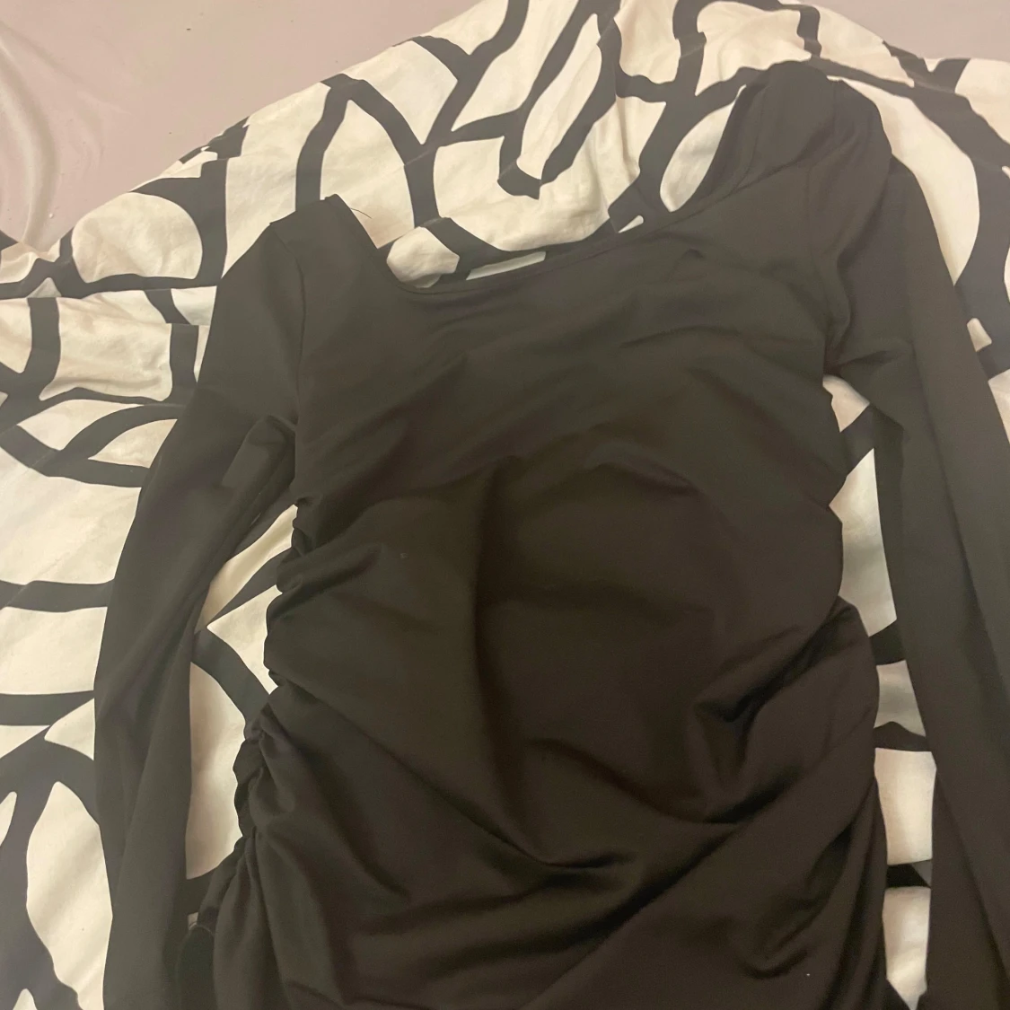 Basic lång armad tröja🖤