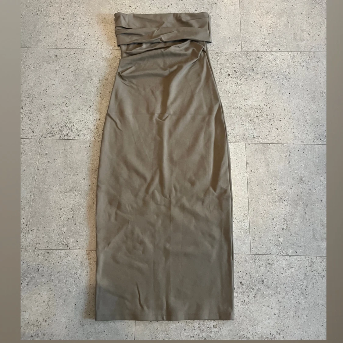 Lång tajt klänning från Zara