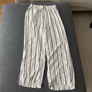 Byxor - I bra skick.