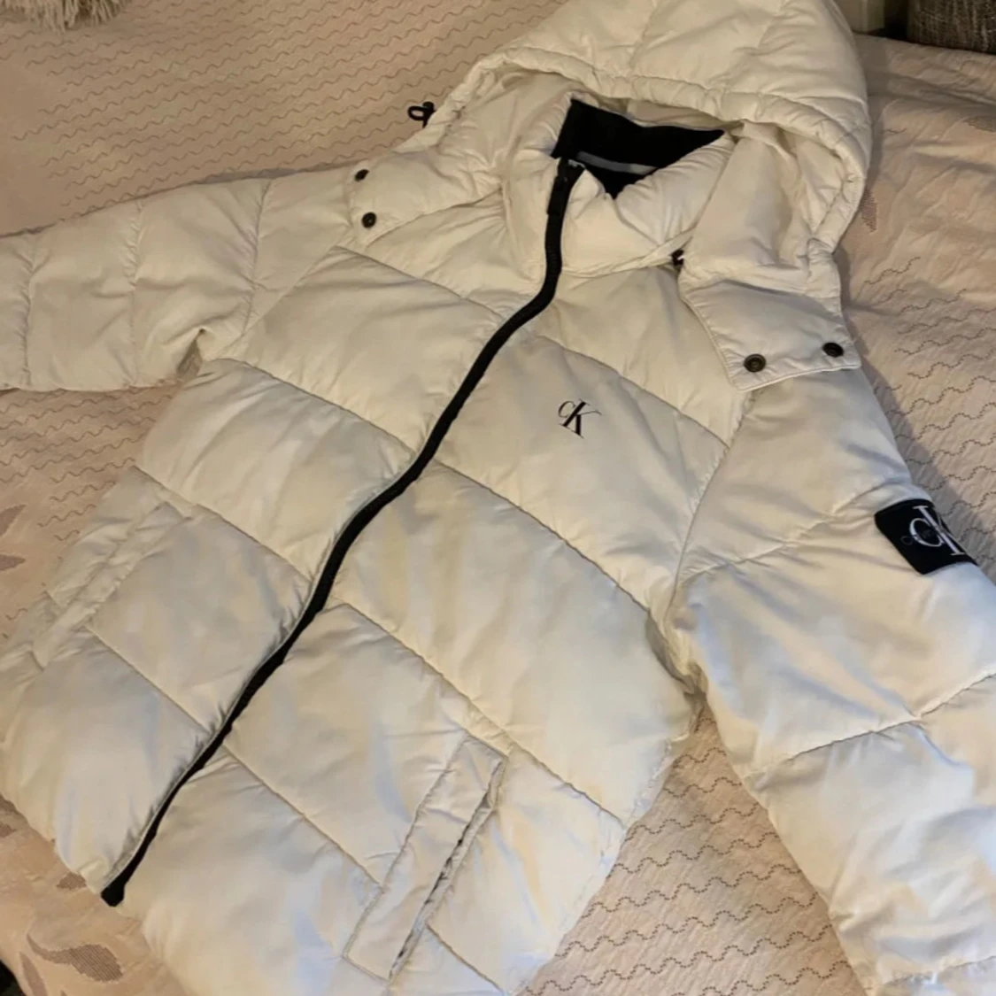 Calvin Klein Dunjacka - 90