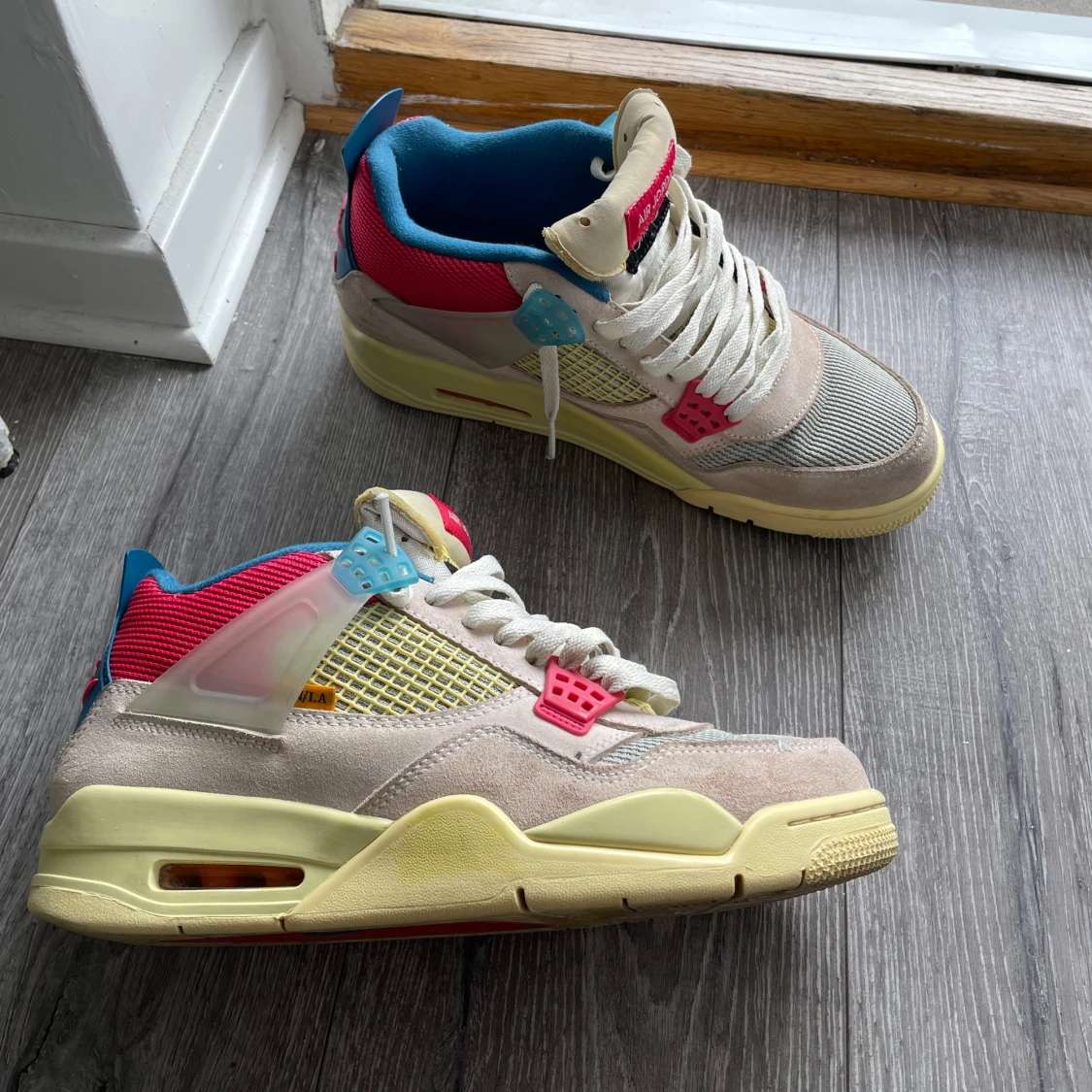 Jordan 4 union guava ice - 90