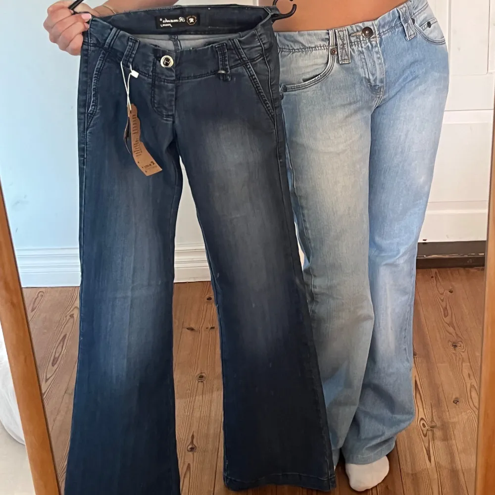 Midjemått( rätt över): 35cm  Inerbenslängd: 82cm   Köp dem via ”KÖP NU” eller Swish  Modellen är 170 cm, inga defekter 💕 . Jeans & Byxor.