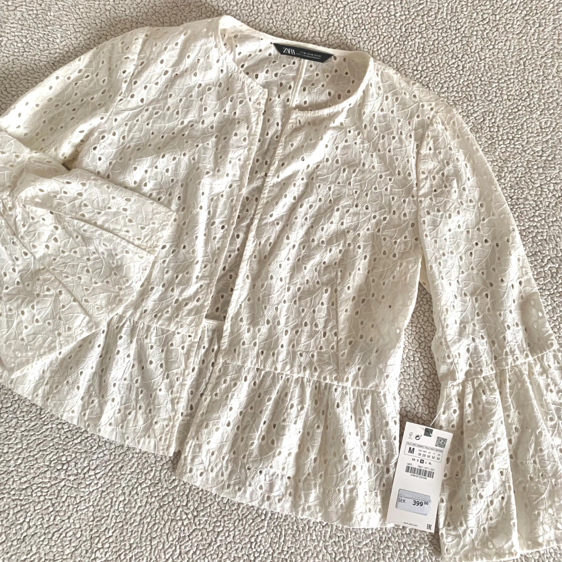 ZARA hålbroderad kofta / bolero - 90