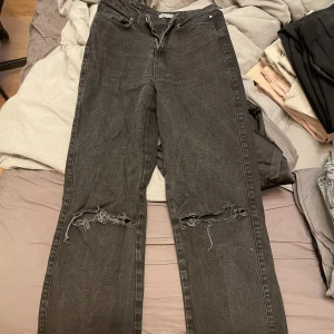 Svarta jeans - Använda men i gott skick