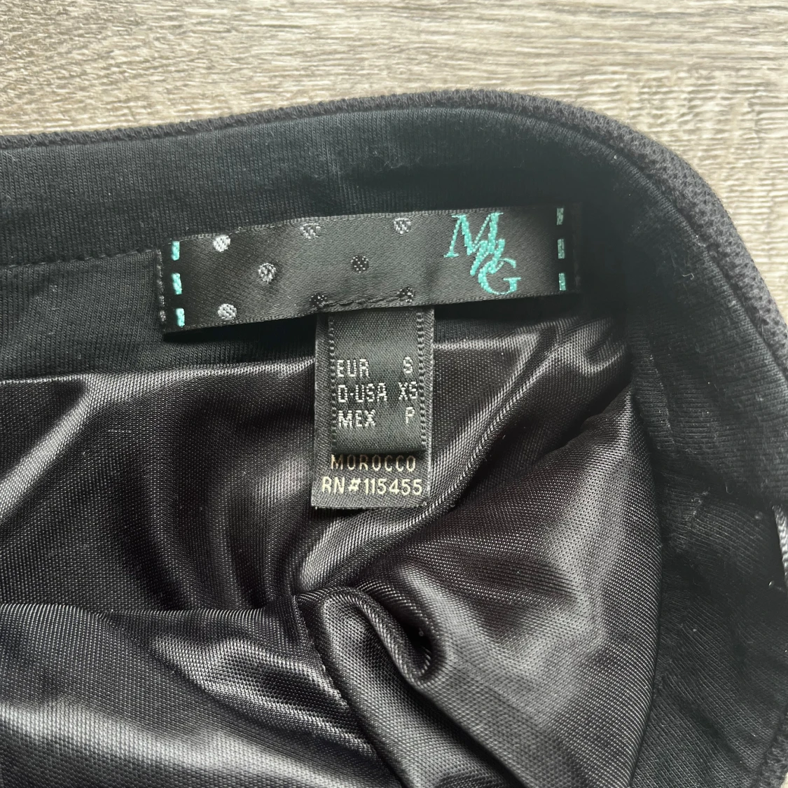 Svart klänning - 91