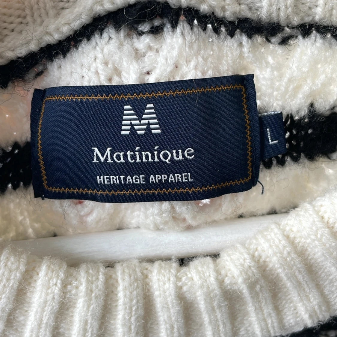 Stickad tröja  - 91