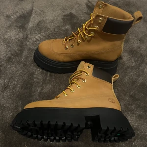 Timberland sky 6in laceup boots - Oanvända Perfekta för höst/vinter  Köpt på Zalando för 1,800kr Pris kan diskuteras vid snabb affär  Seriösa köpare🙏🏽 