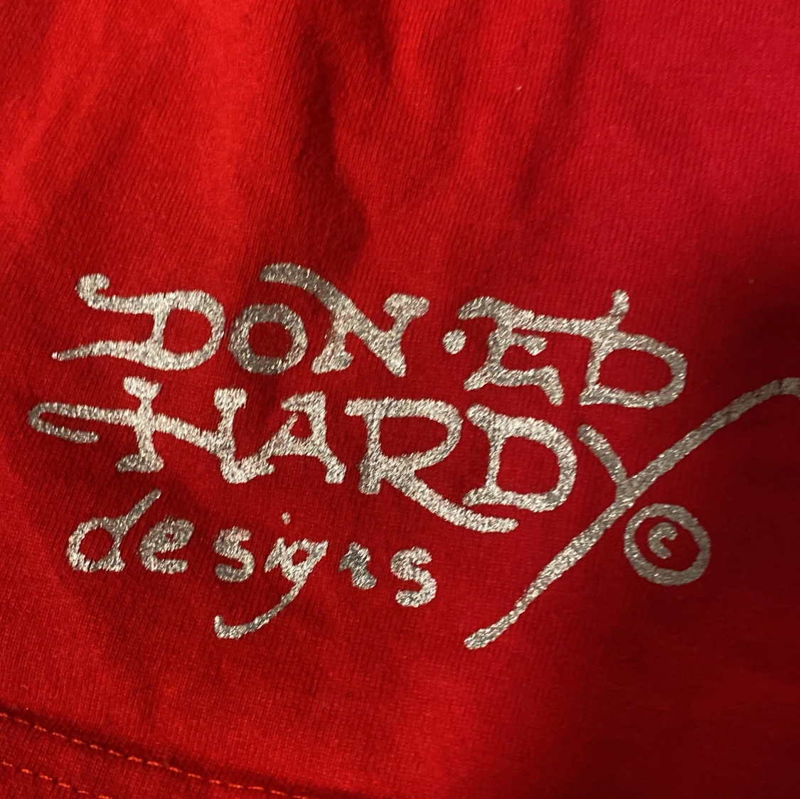 Röd Ed Hardy t-shirt med tryck - 92