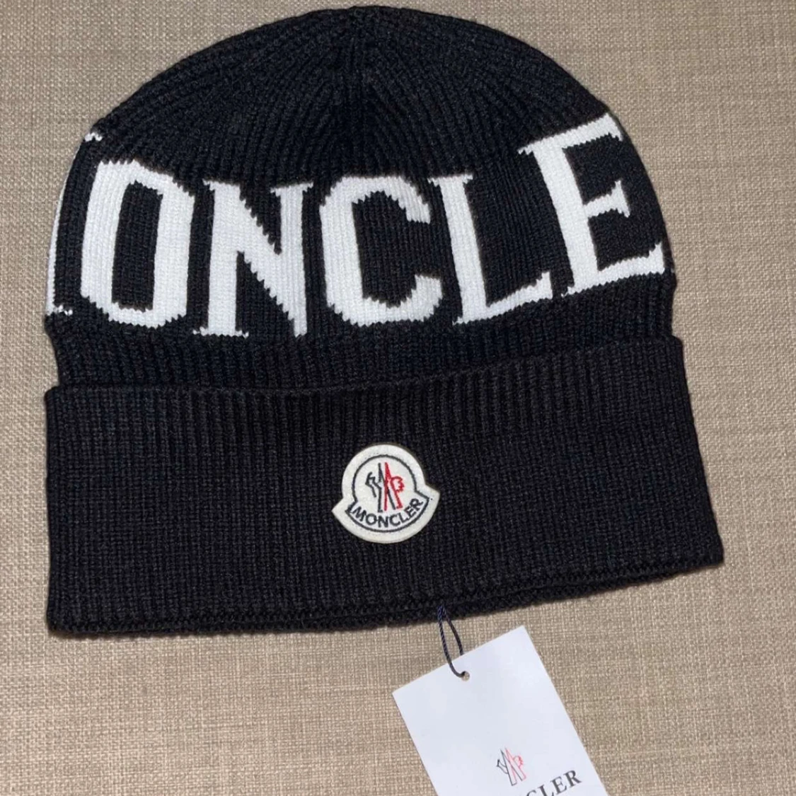 Moncler Mössa Svart