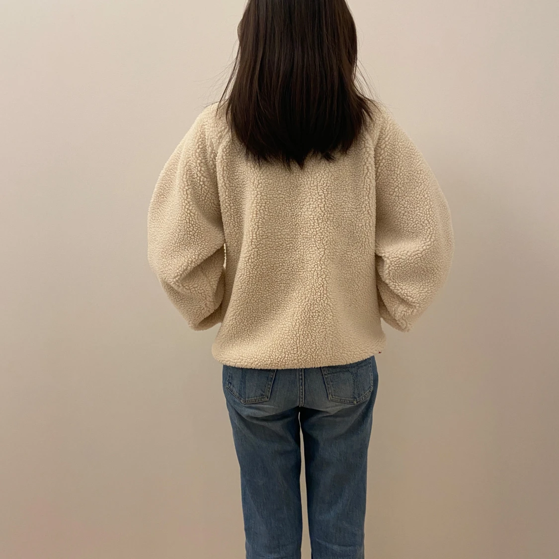 Beige teddyjacka från Moussy - 90