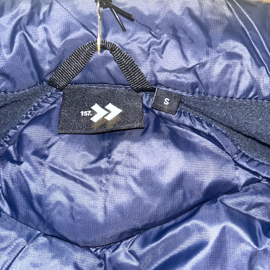 Mörkblå pufferjacka från 157 - 92