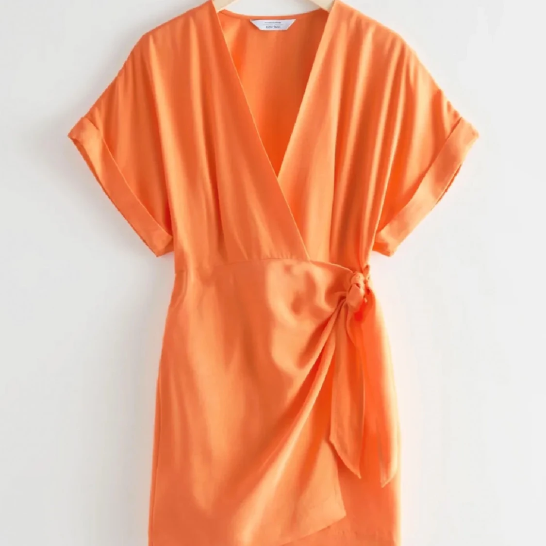 Klänning, & Other Stories