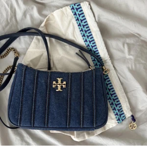 Tory burch  - Tory burch jenssväska 