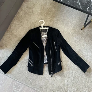 Jacka från jofama    - Jacka från jofama i bra skick, använd ett fåtal gånger. 