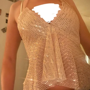 Halterneck linne - Aldrig använt 