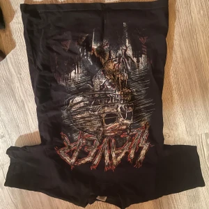 Slayer T-shirt - Slayer tshirt storlek S  Djur finns i hemmet 