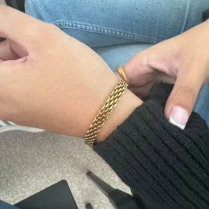 rostfritt guld armband - ett rostfritt guldarmband! 