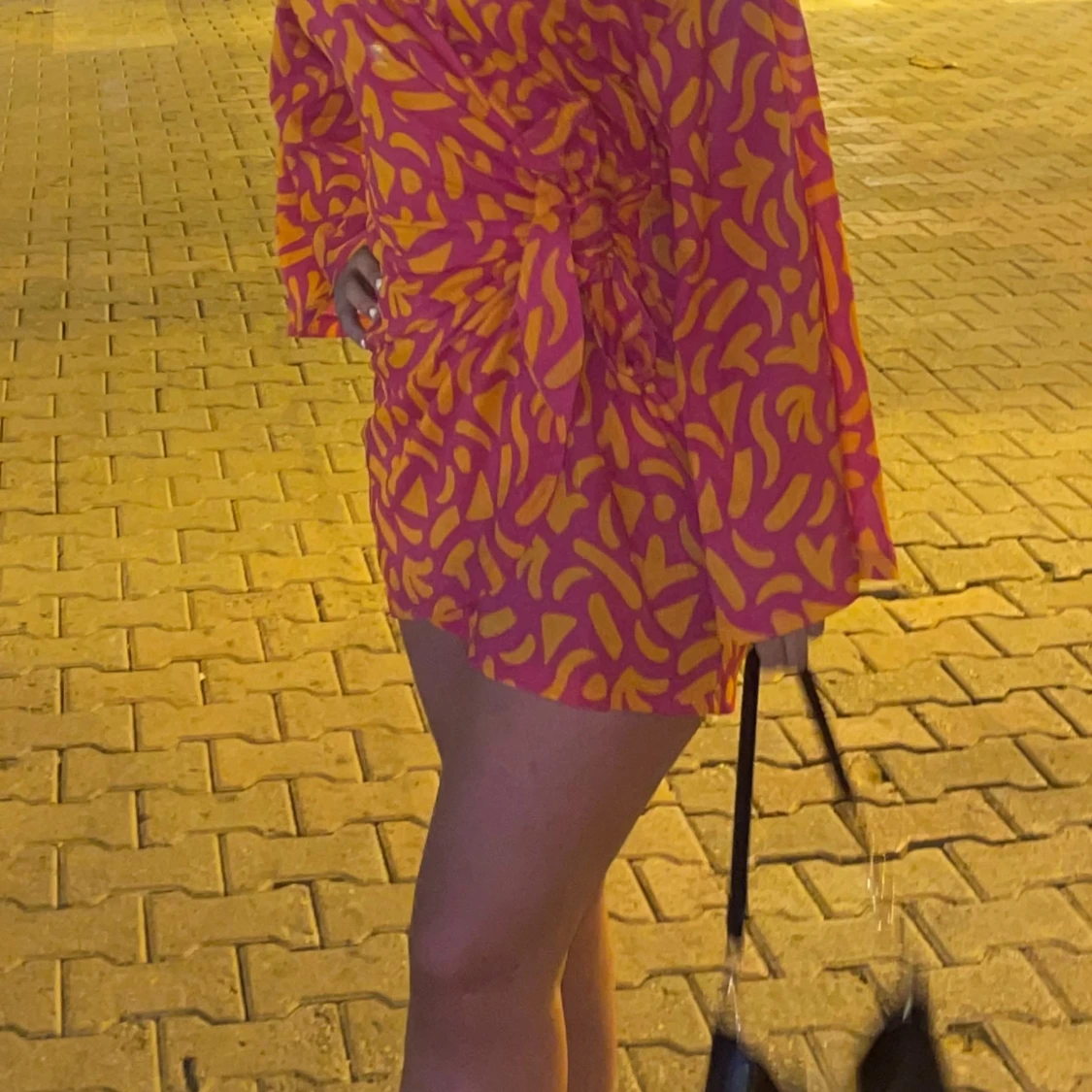 Färgglad omlottklänning - 90