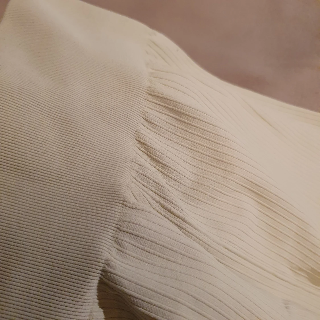 Ljusgula ribbade leggings från H&M Sport - 92