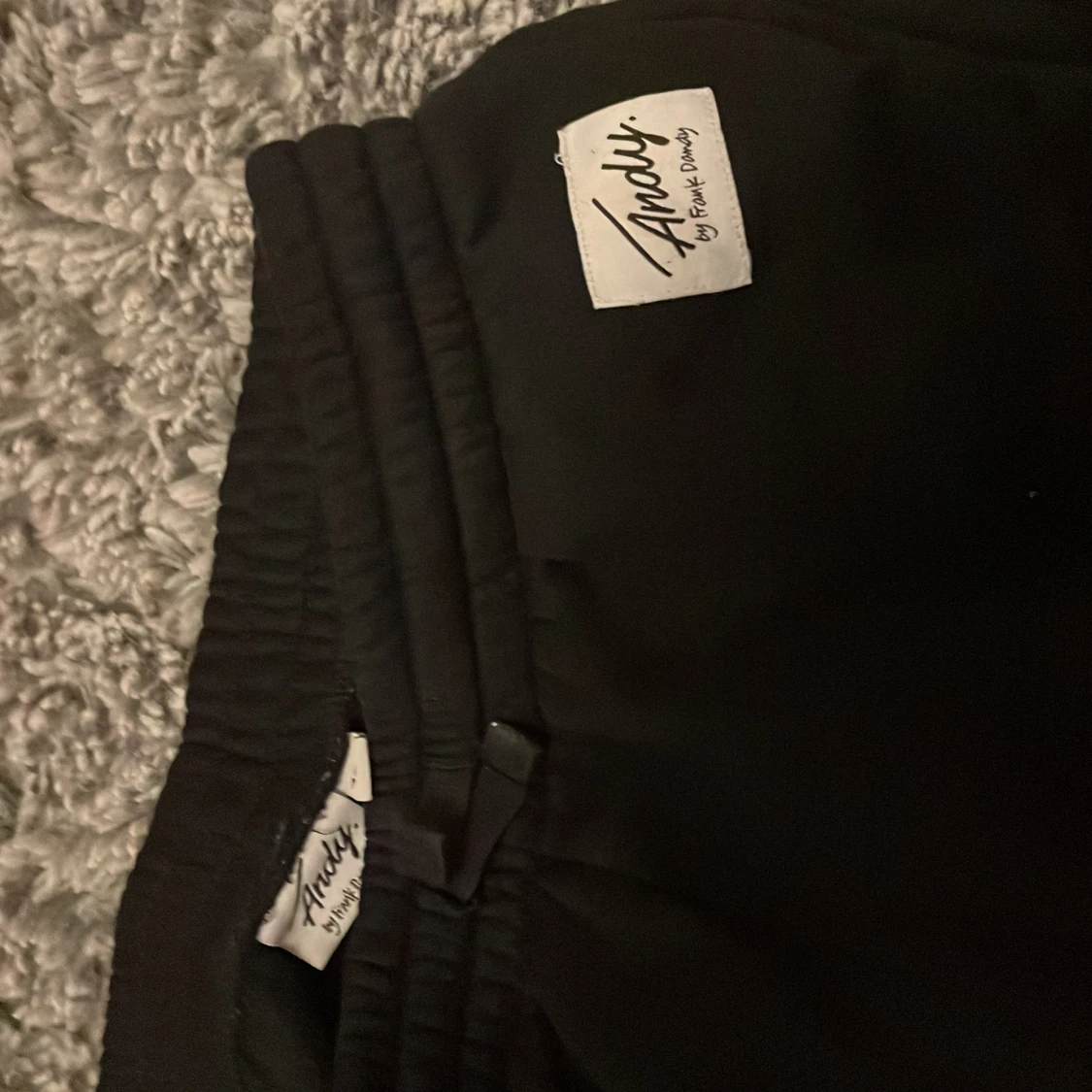Svarta byxor från Andy  - 90