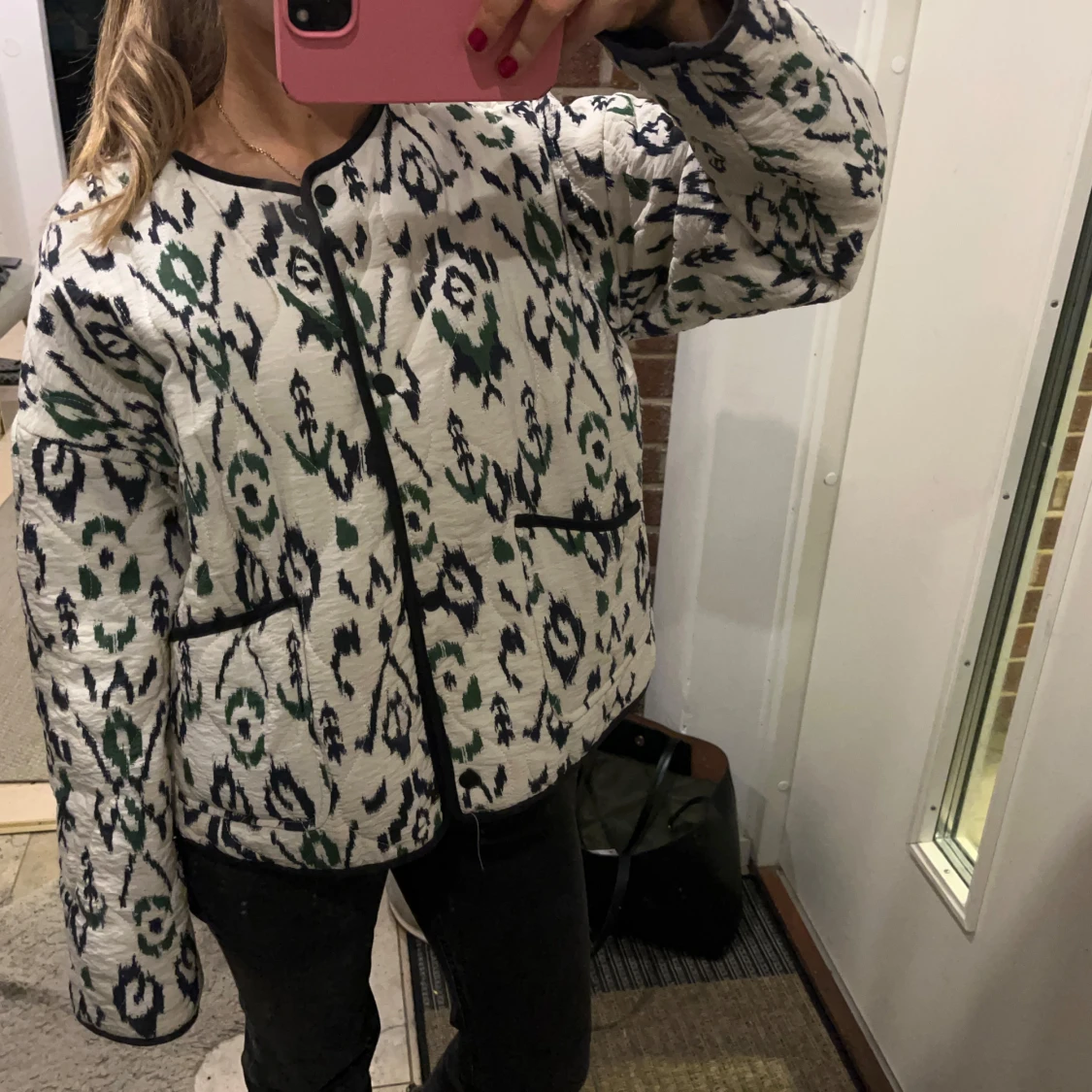 Mönstrad jacka från Zara - 90