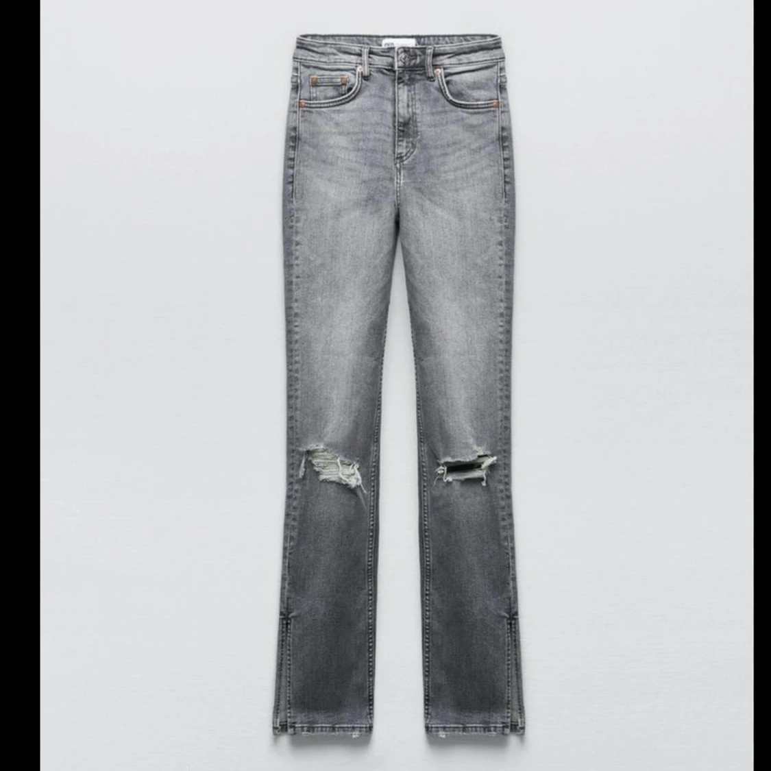 Grå jeans med slitningar - 90