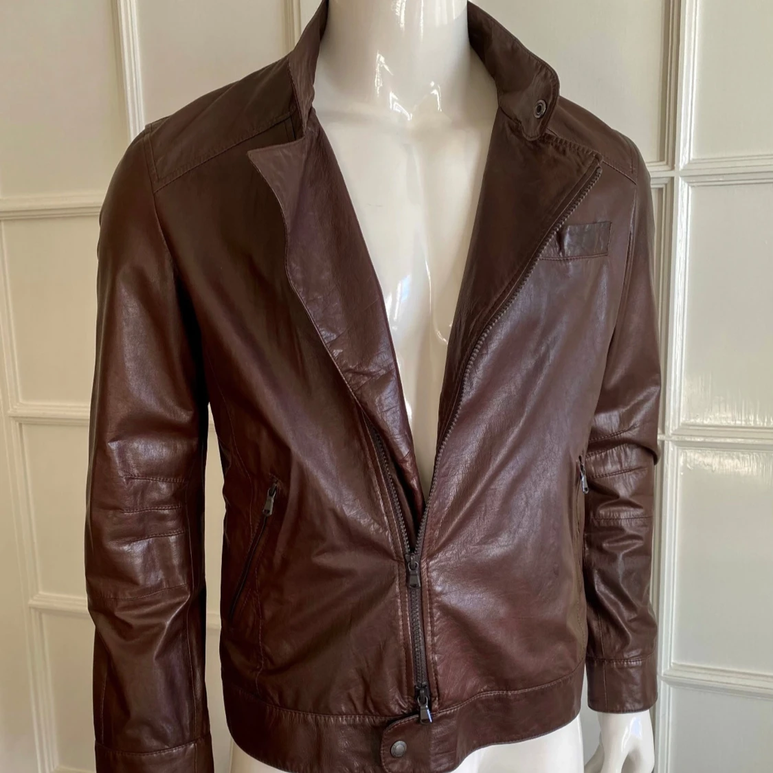 Leather jacket from the luxury brand Brunello Cucinelli (new) - 90