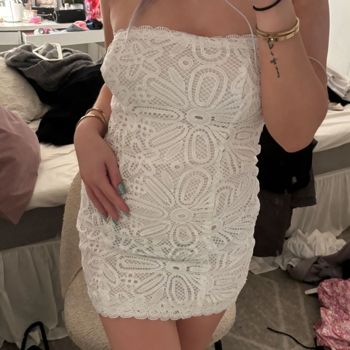 Vit spetsklänning - 91