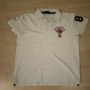 vit polo - storlek S