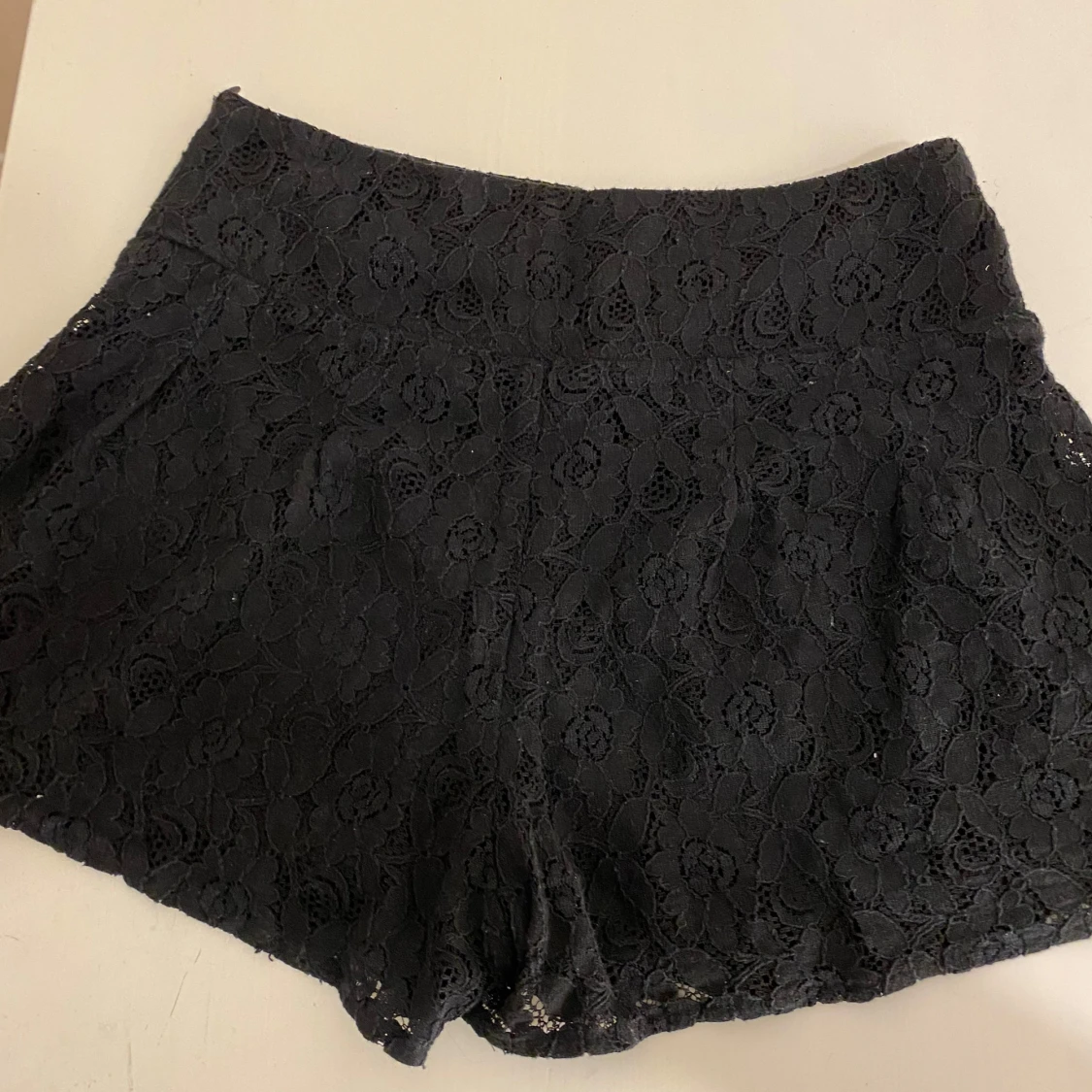 Svarta spets shorts från Dapper - 90