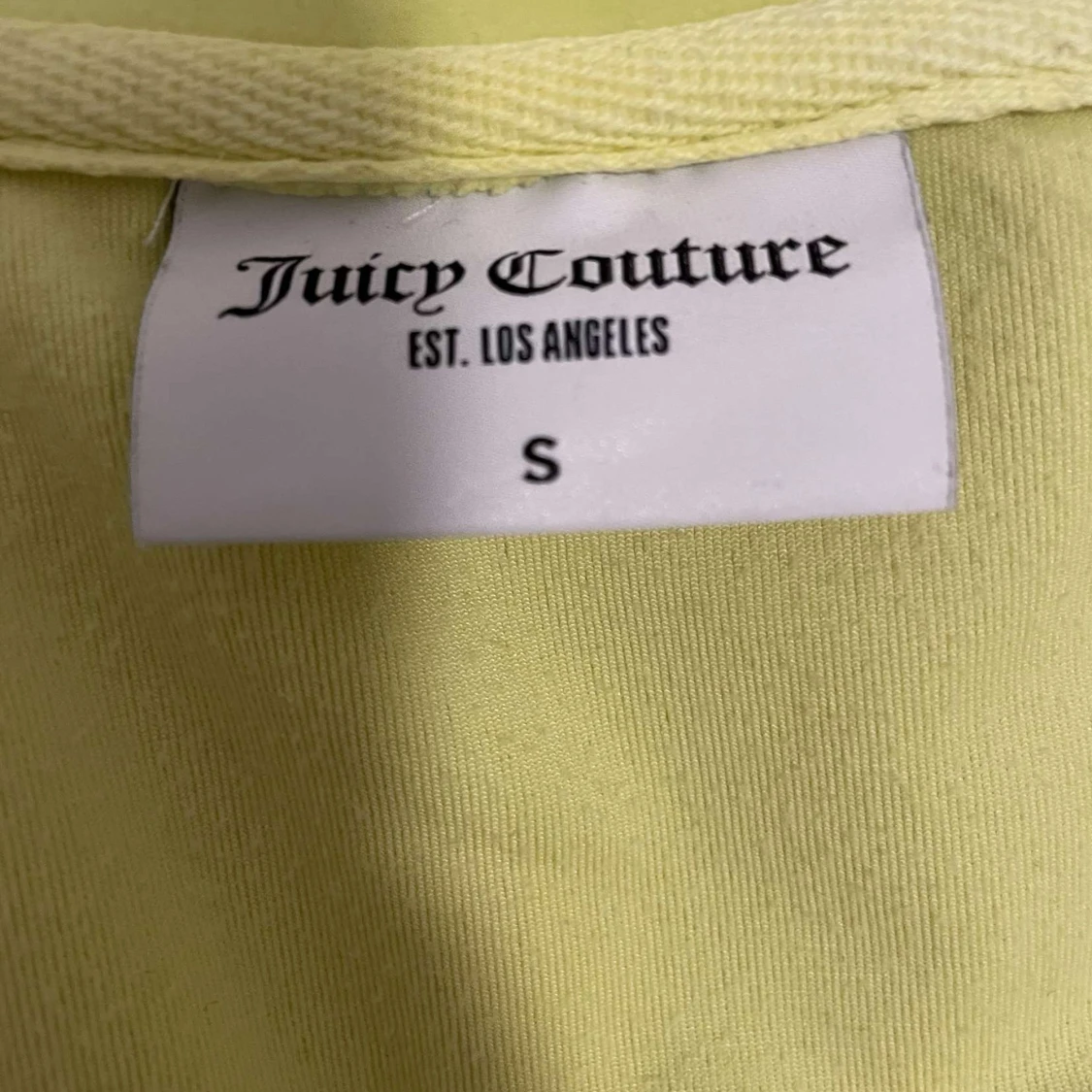Gul jacka från Juicy Couture - 91