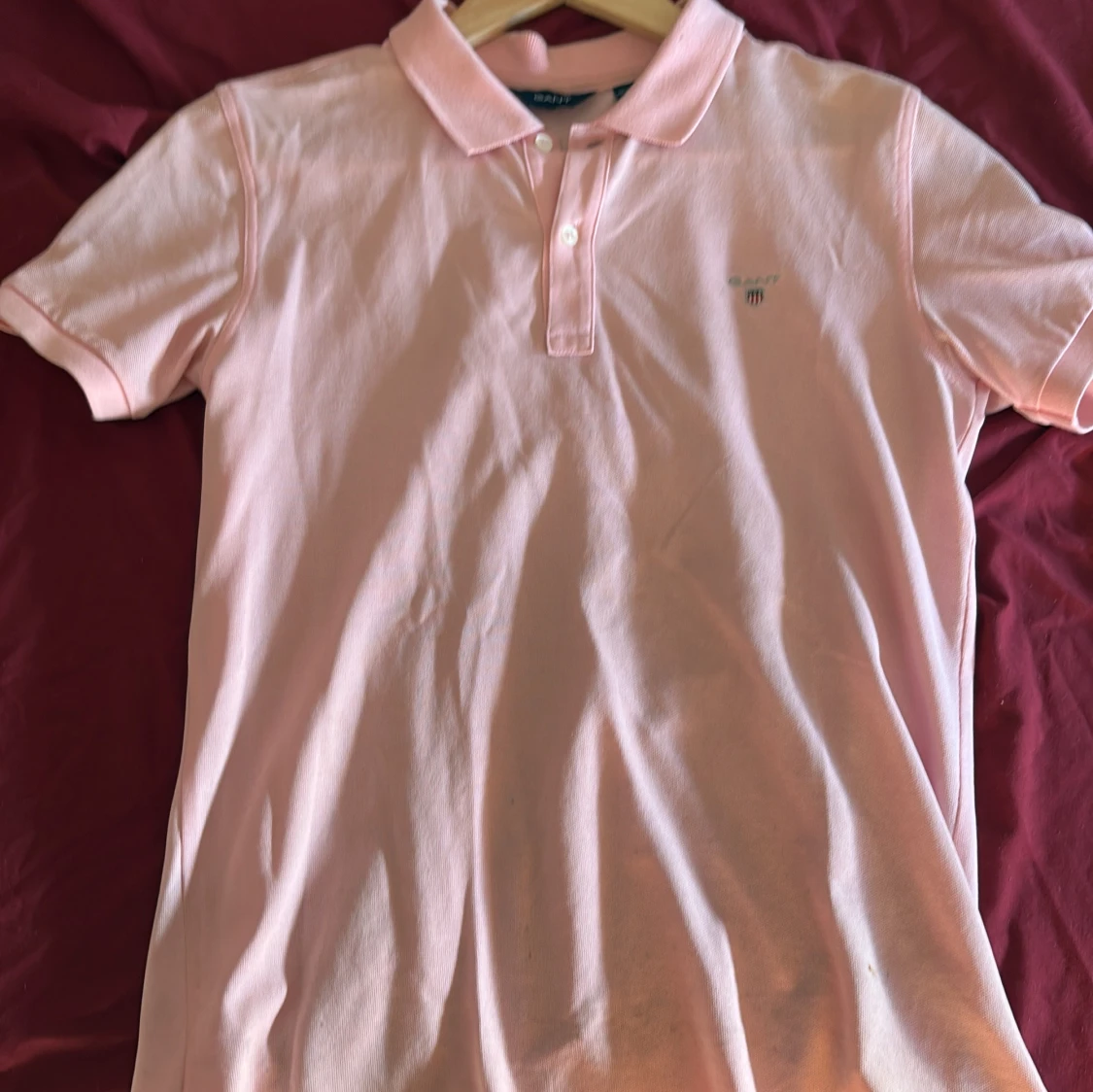 Rosa pikétröja från GANT