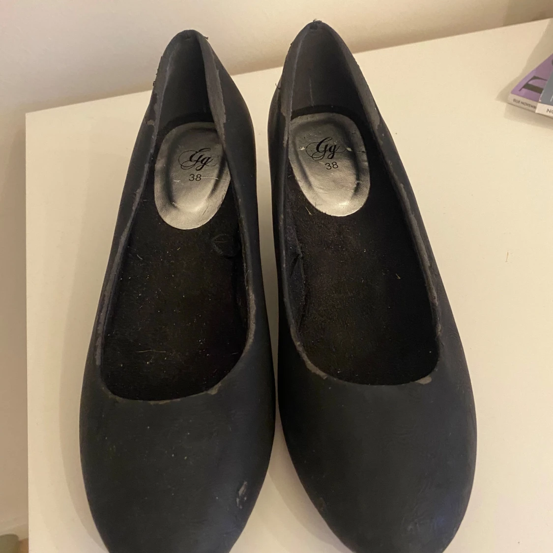 Svarta kilklackskor - 1