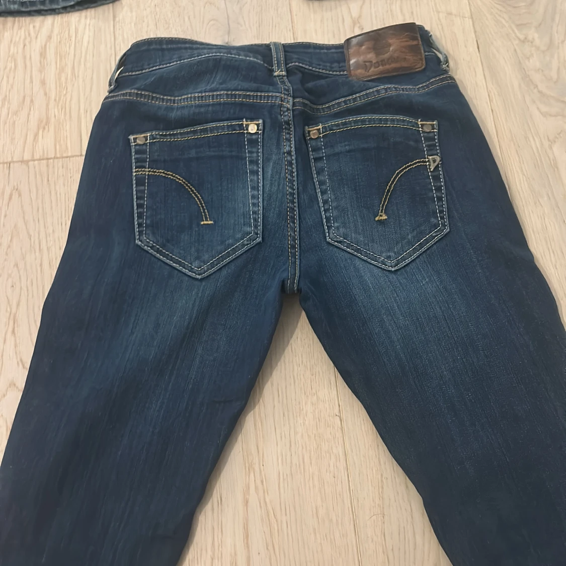 Mörkblå jeans från Dondup - 1