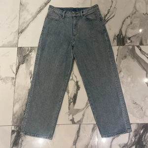 ASOS COLLUSION Baggy Jeans - Riktigt sköna byxor. Lite använda men de är i praktiken helt nya. 