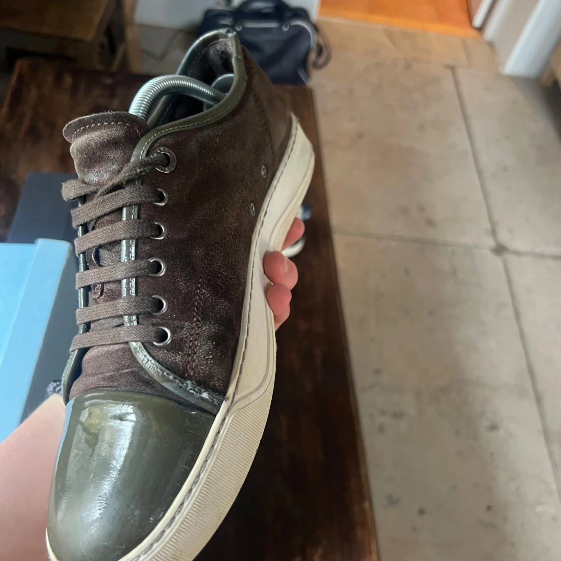 Bruna sneakers från Lanvin - 2