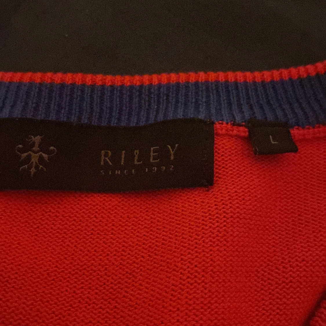 Riley | Röd Stickad Tröja | L  - 1