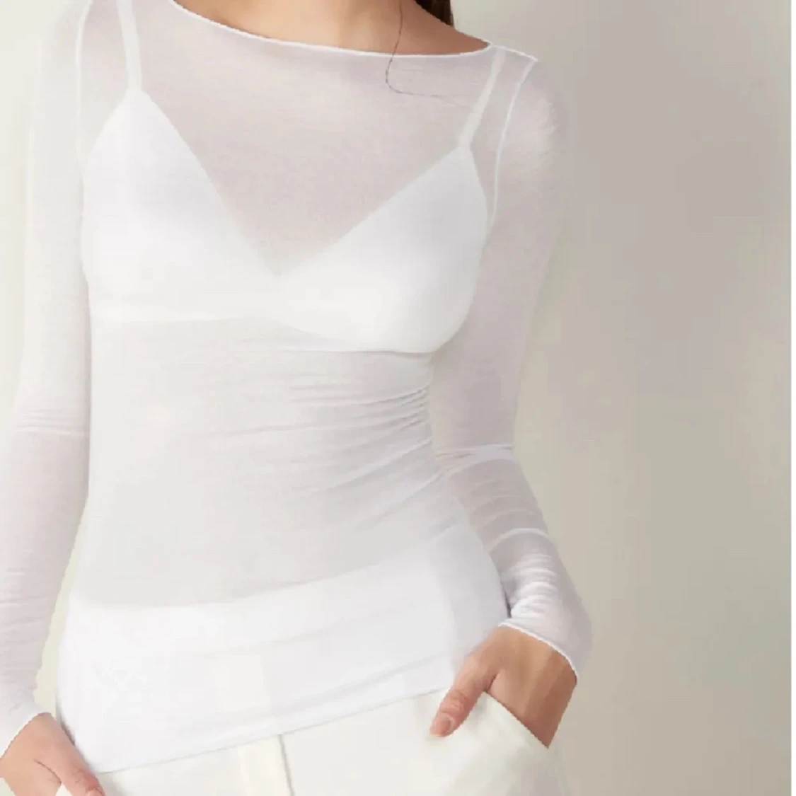 Vit transparent långärmad topp