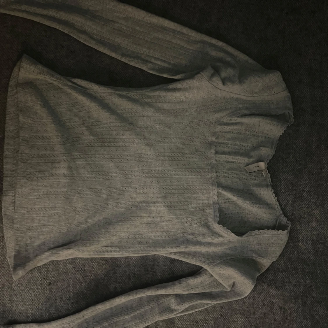 Grå ribbad tröja - 1