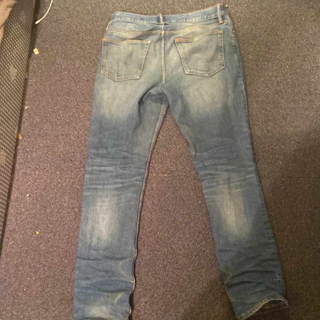 Blå jeans från H&M - 90