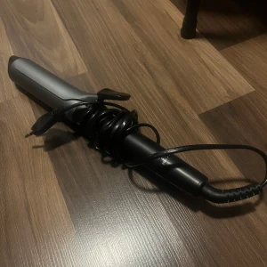 Remington Locktång - Locktång från Remington. Använd ca 3 gånger så i nyskick. 