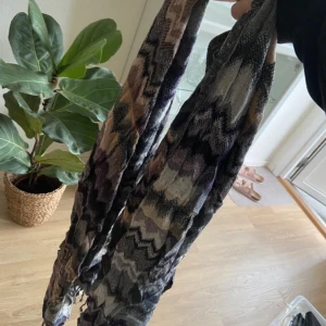 Sjal/halsduk - Sjal/halsduk från lindex