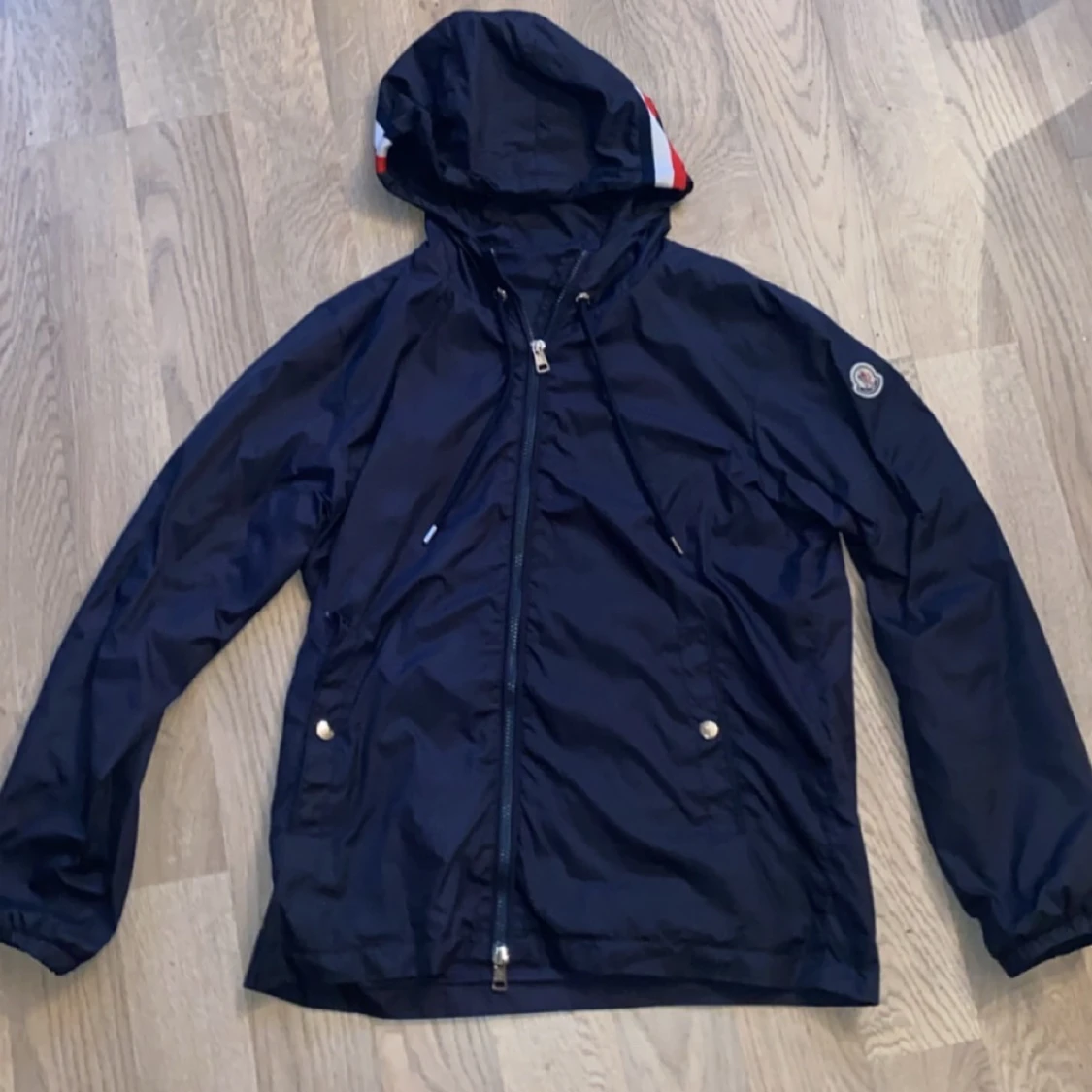 Moncler windbreaker size M