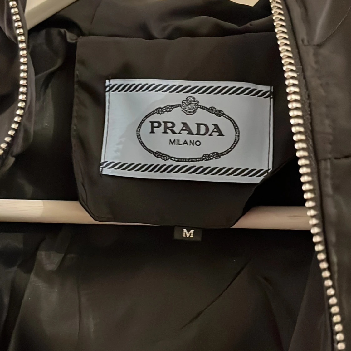 Prada Jacka - 92