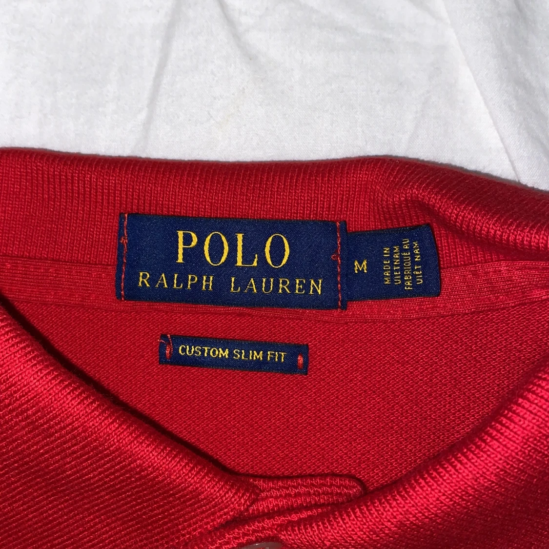 Röd pikétröja från Ralph Lauren - 90