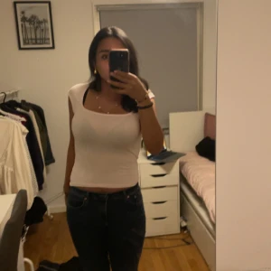 Gina topp  - Rosa Gina topp som inte kom t användning eftersom färgen inte passade mig. Inga defekter 