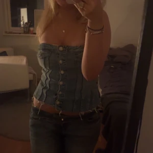 Jeanstopp från Zara - Jättefin jeanstopp från Zara i fin skick🥰