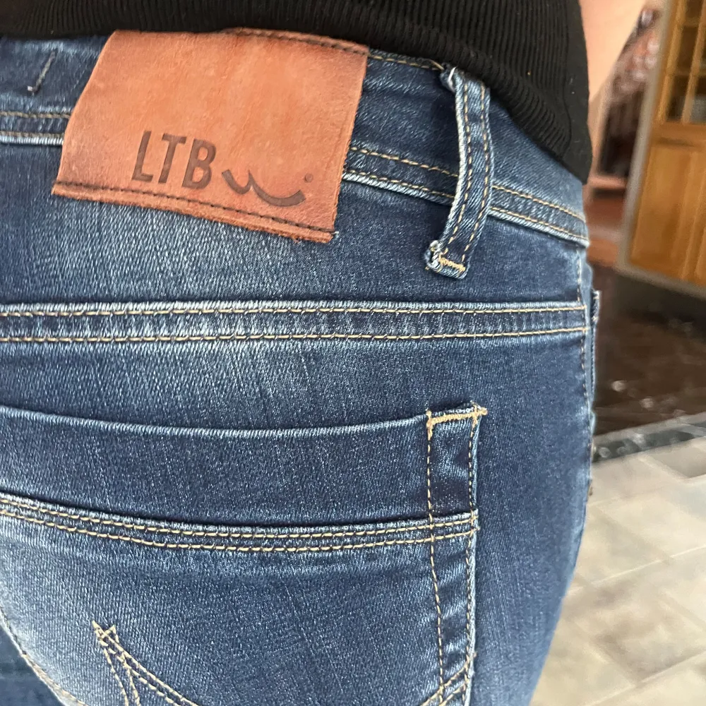 Jätte fina jeans från ltb i 27/32. Inga tecken på använda. Kom privat om ni undrar något!😊. Jeans & Byxor.