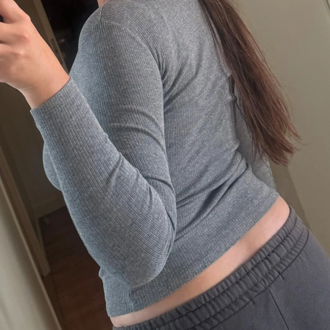 Grå ribbad tröja från FSBN Sister - 91