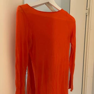 Intimissimi - Orange/röd intimissimi tröja 🧡❤️